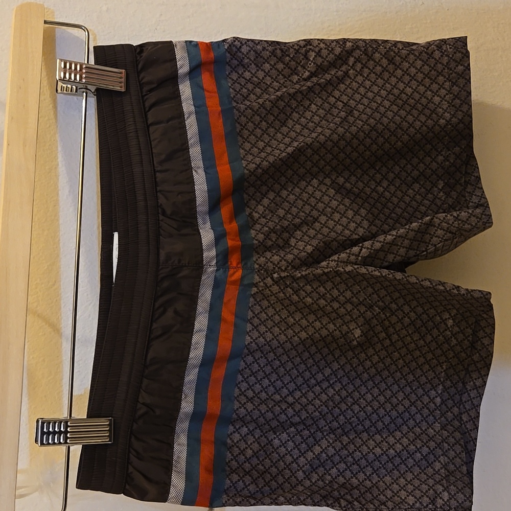 Like New! Gucci Swim Trunks For Boys Sz 6